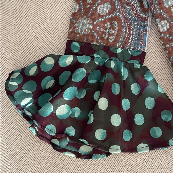 Save The Queen Multicolor Ruffled Blouse - Picture 4 of 4